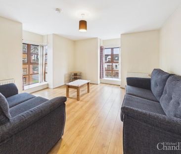 48 Redwood Grove, Dunmurry, Belfast, BT17 9RN - Photo 2