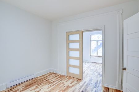 Condo for rent, Montréal (Ville-Marie) - Photo 5