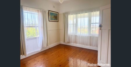 Beautiful Two Bedroom Home with Ocean Views - Photo 2