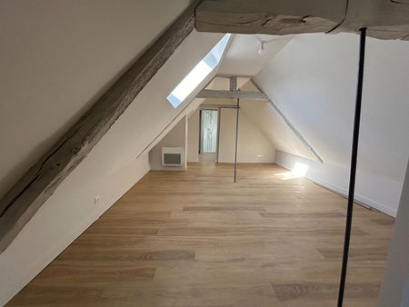 Location Appartement 4 pièces 66m² - Photo 4