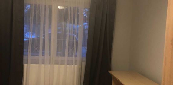 Apartament cu 2 camere, zona Cornisa - Fotografie 2