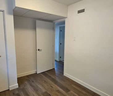 For Lease - 216 Mcarthur Avenue Unit# 01, Vanier and Kingsview Park... - Photo 4