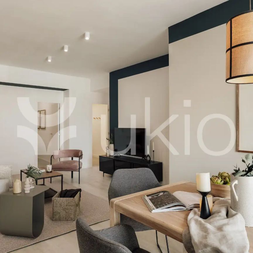 Apartamento de alquiler en Carrer de Sardenya, Sagrada Família - Photo 1