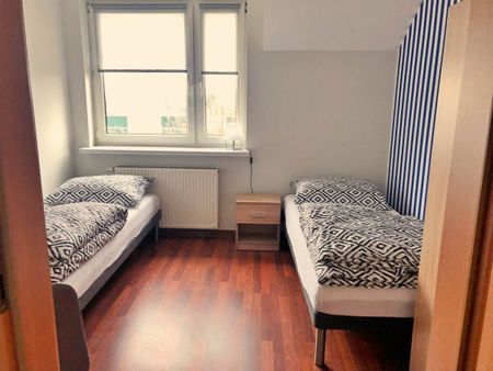 Duży dom dla firmy. Budynek dla 22 osób - Zdjęcie 3