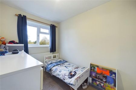 2 bedroom semi-detached house to rent - Photo 3