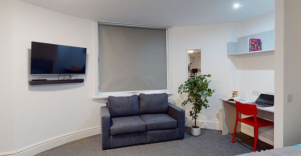 Flat 1, 7 Rodney Street, University Campus - Photo 1