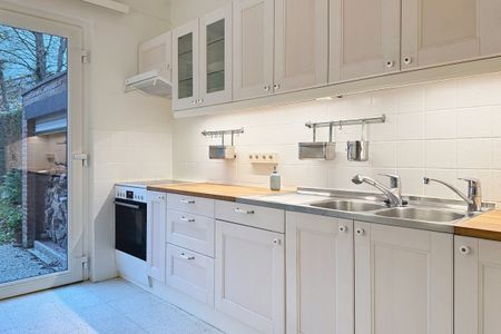 Spacieuse maison 2 façades (320m²) / Quartier résidentiel et calme. - Photo 4