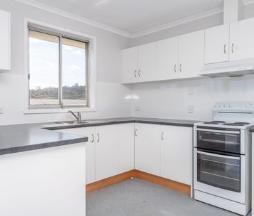 Modernised Family Home - Photo 5