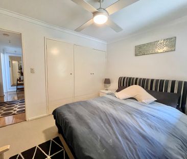 LOW MAINTENANCE 2 BEDROOM VILLA IN A FANTASTIC LOCATION - Photo 1