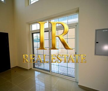 Luxury 3-Bed Villa with Private Garden - Photo 2