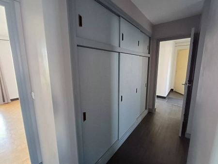 Appartement Tours 2 pièce(s) 68.32 m2 - Photo 2