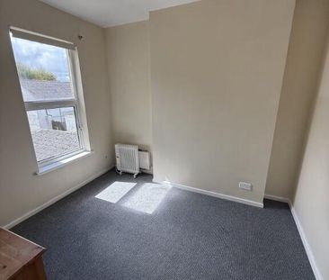 33D Avenue Road, Lurgan, BT66 7BB - Photo 2