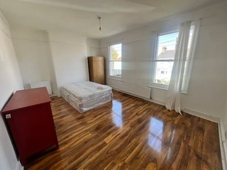 2 Bed Flat, London, SE24 - Photo 3