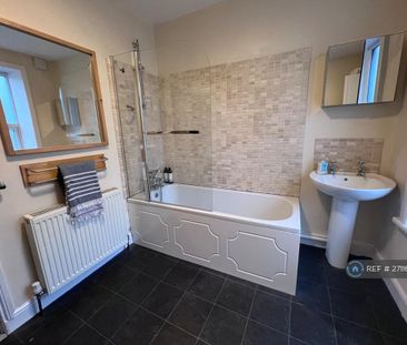 2 bedroom terraced house to rent - Photo 5