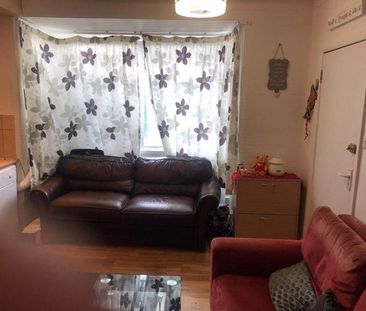 1 bedroom property to rent - Photo 5