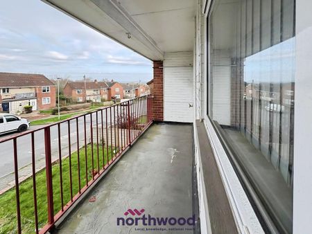 2 bedroom maisonette to rent - Photo 4