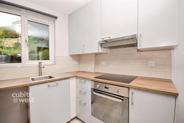 1 bedroom ground floor flat to rent - Photo 1