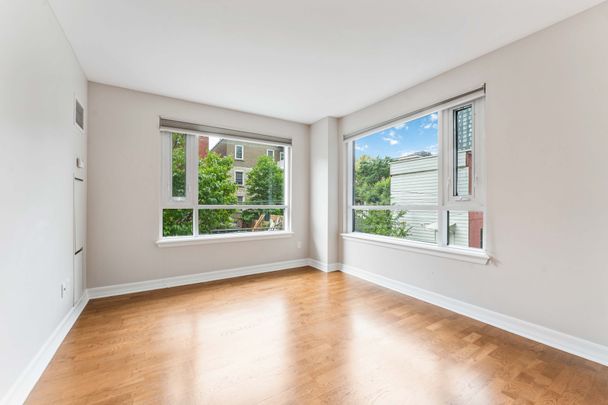 For Lease - 200 Besserer Street Unit# 204, Lower Town - Sandy Hill, Ontario - Photo 1