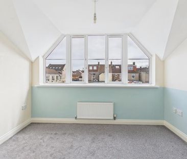 Kings Court, Hanham Road, Kingswood, Bristol - Photo 3