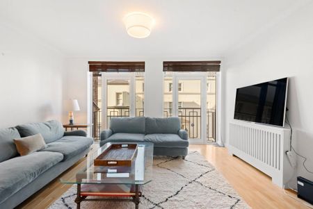 3 bedroom flat to rent - Photo 4