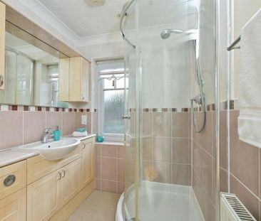 Tulip Fields, Spalding, Whaplode - Photo 1