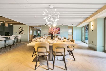 Live at Embassy Boulevard by Moda: spacious, fully furnished 2-bedroom apartments with exceptional resident amenities, flexible living spaces and a vibrant community in the heart of Nine Elms. - Photo 5