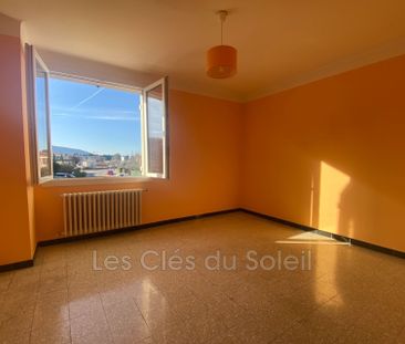 Location maison 3 chambres 146 m² Brignoles - Photo 1