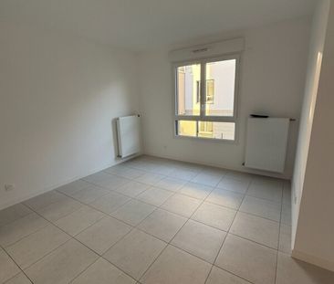 Location Appartement 2 pièces 41m² AIX LES BAINS 73100 - Photo 3