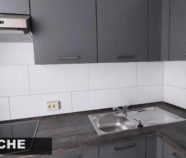 3 Zimmer, Balkon und EBK frisch saniert - Photo 6