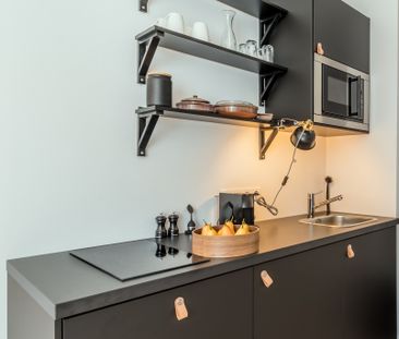 City-Residence: Neu möbliertes Design-Apartment mit exzellenter Aus... - Photo 4