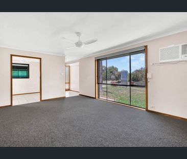 Hi, I’m comfortable, modern living made easy in the heart of Salisb... - Photo 2