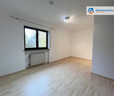 Charmante 2-Zimmer-Wohnung mit sonnigem Balkon, Einbauküche und Ste... - Photo 1