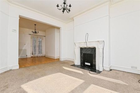 4 bedroom terraced house to rent - Photo 2