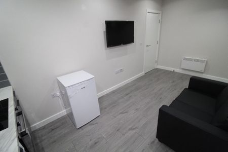 Market Street West Flat, PRESTON, Lancashire PR1 2HB - Photo 3