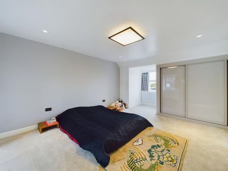 4 bedroom terraced house to rent - Photo 4