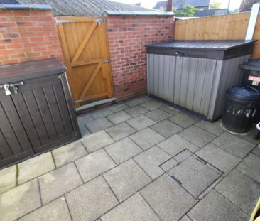 2 Bedroom Terraced House - Photo 3