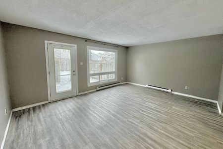 For Lease - 1775 Culver Drive Unit# 214, London East, Ontario - Photo 2