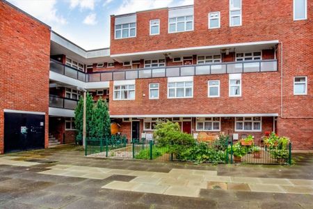 Woking Close, SW15, London - Photo 4