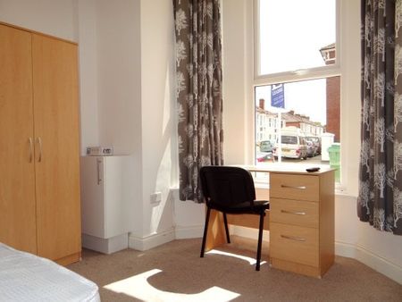 Worthing Road, Southsea - Photo 2