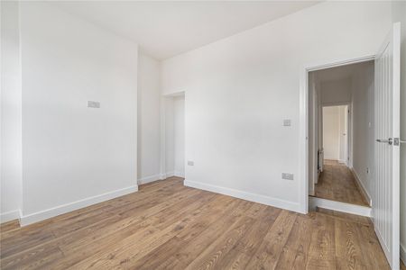 Scotland Green Road, EN3, Enfield - Photo 5