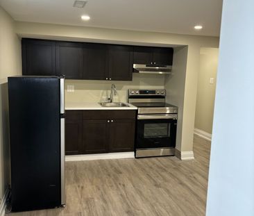 For Lease - 17 Hollis Court Unit# Basement, Brampton, Ontario - Photo 5