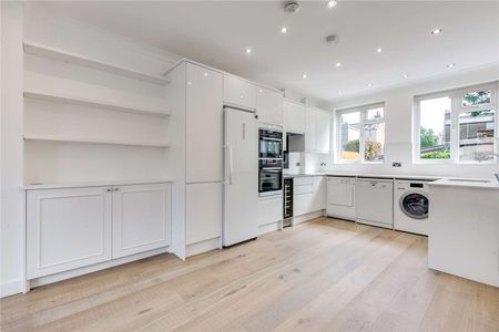 Bright and spacious four bedroom home located on Northcote Road - Photo 5