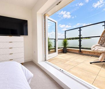4 bedroom detached house to rent - Photo 6