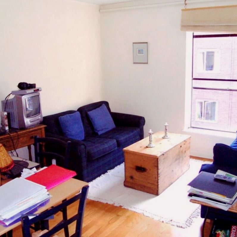 1B1B - Photo 1