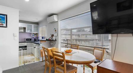 2 Bedroom Family Home - Photo 2