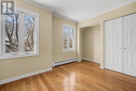 207 MART CIRCLE - Photo 2