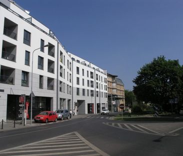 Kościelna, nieumeblowana, 2 pokoje, miejsce postojowe - Zdjęcie 2