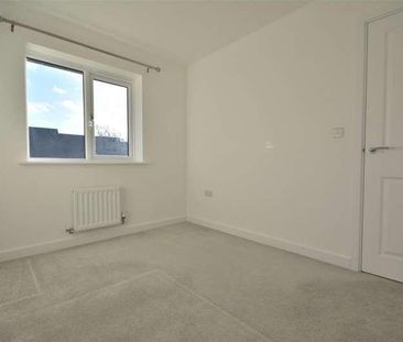 Springfield Drive, Derby - Photo 2