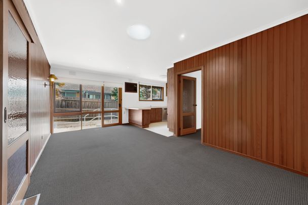 2/9 Malvern Road, Mont Albert VIC 3127 - Townhouse For Rent | Domain - Photo 1