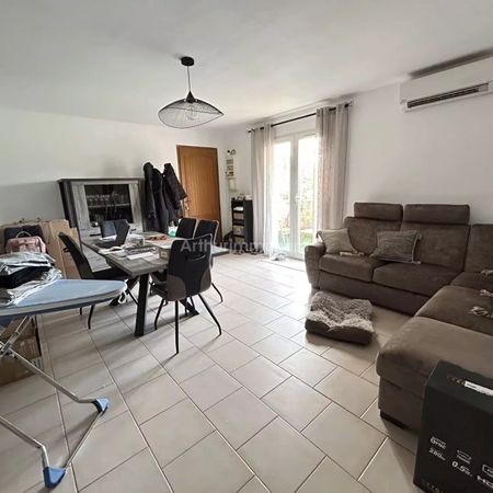 Location Appartement 4 pièces 74 m2 à Aubagne - Photo 4